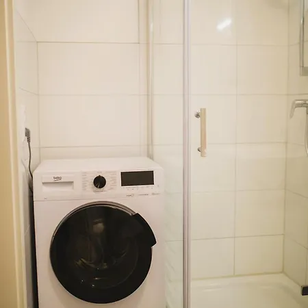 Hugos Apartment